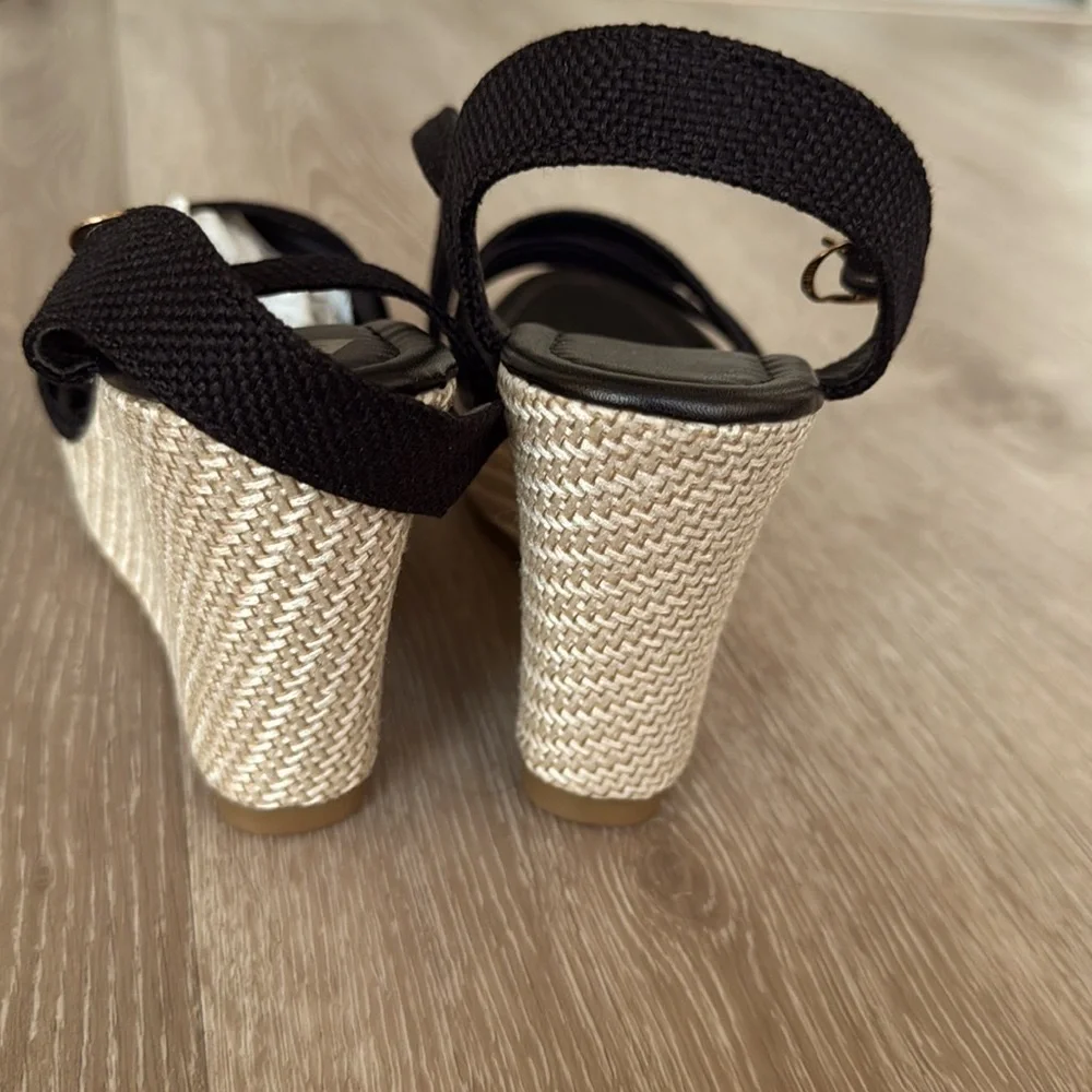 Nivea Black Espadrille Wedge Sandals NEW 🏷️